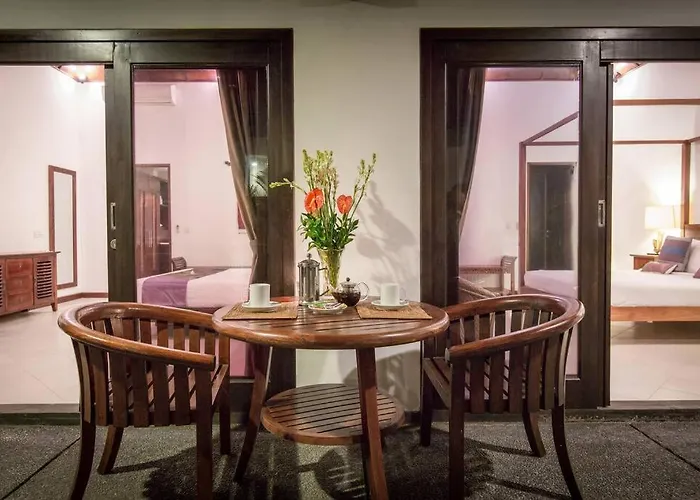 Villa 2 Bedroom Private Pool Walking Distance To The *
