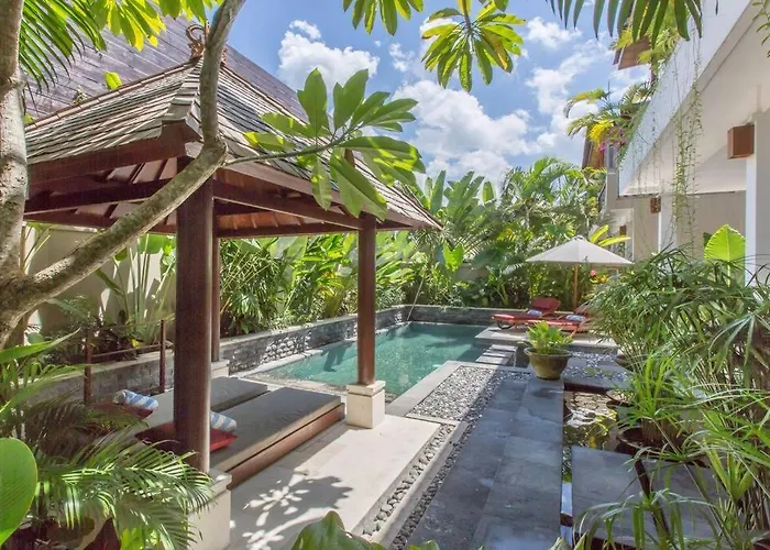 2 Bedroom Private Pool Walking Distance To The * Seminyak